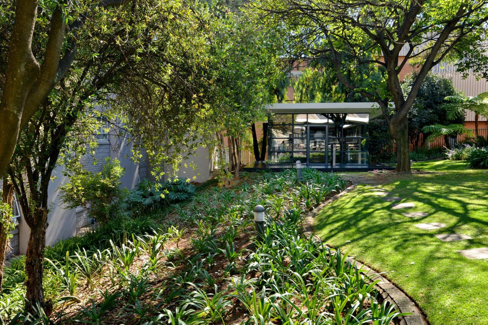 קמפטון פארק City Lodge Hotel Johannesburg Airport, Barbara Road מראה חיצוני תמונה